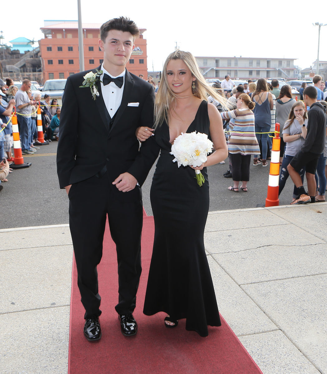 051819_gal_middletwp23.JPG